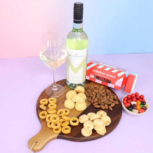 Cooler Bag Hamper with White Wine