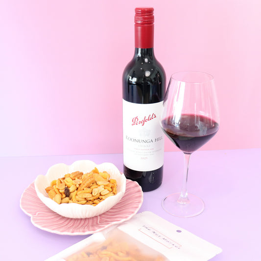 Christmas Penfolds Shiraz & Snacks Hamper Large