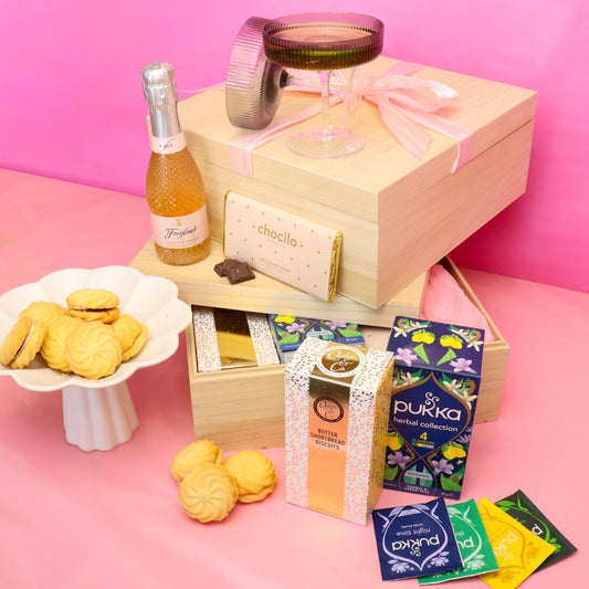 Afternoon tea & bubbly gift basket