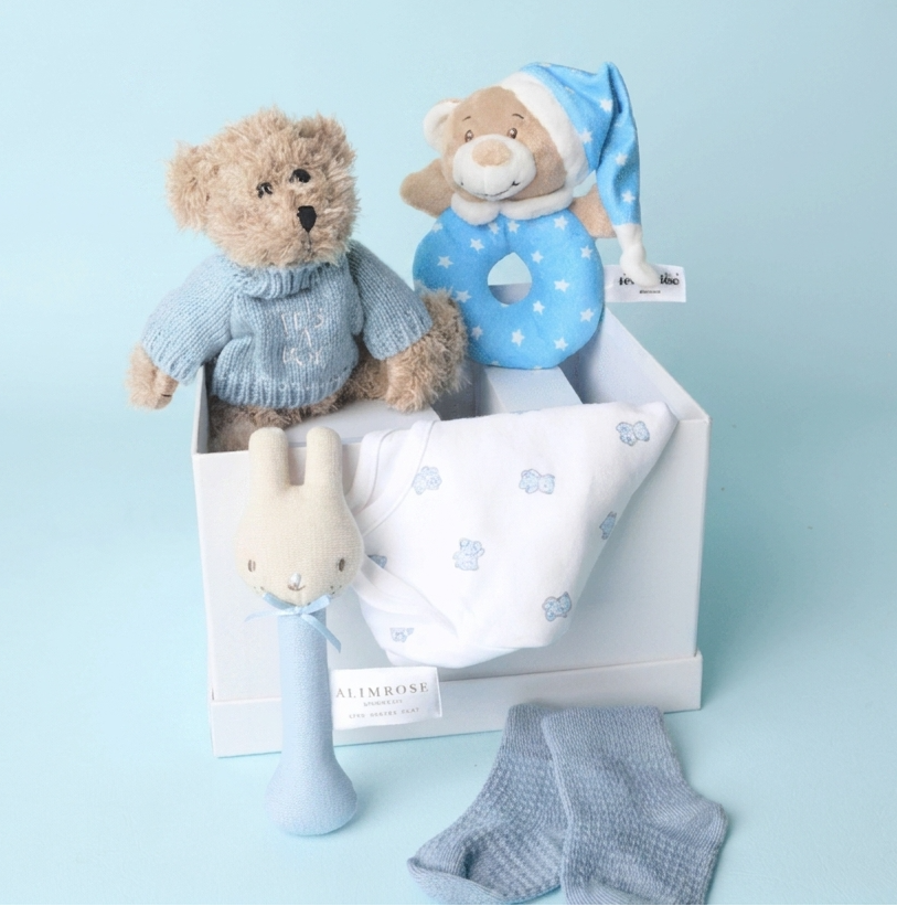 New baby gift box. baby boy gift box delivered Australia wide.