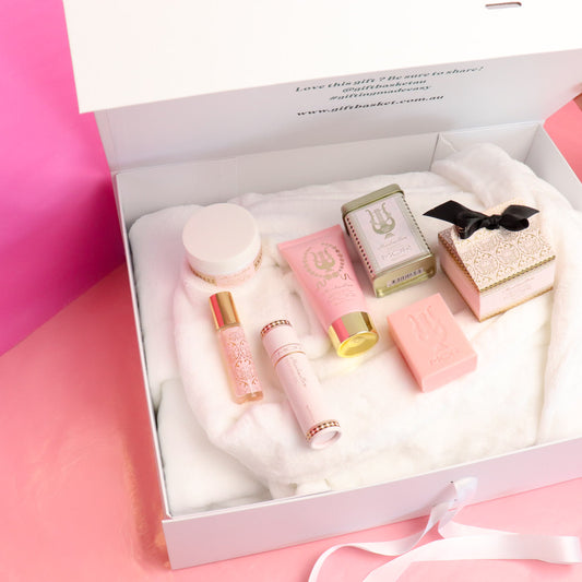 Pamper hamper with Mor Marshmallow 