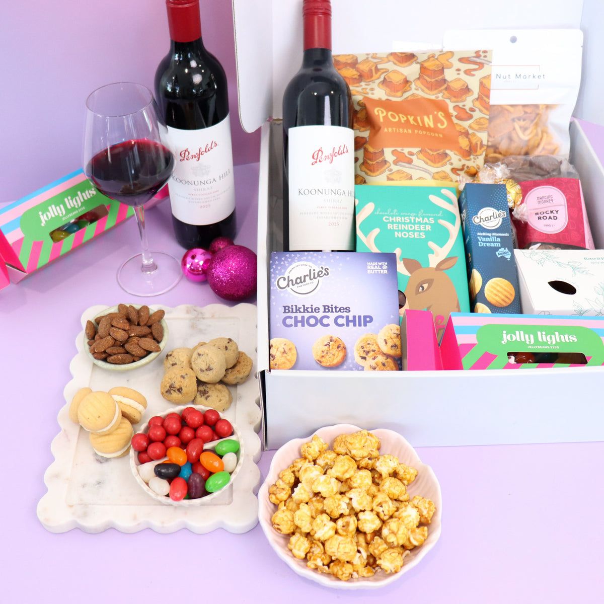 Large Christmas Penfolds Shiraz and snacks food hamper delivered Melbourne