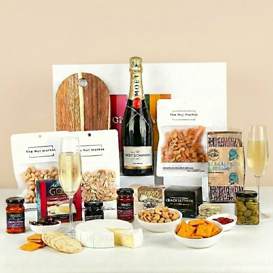 Moet & Cheese Platter Hamper