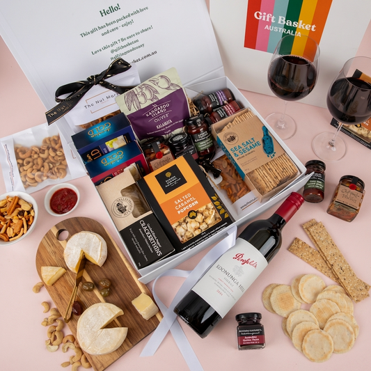 Deluxe Cheese Platter & Wine Hamper - Penfolds Shiraz