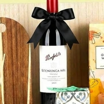penfolds koonunga hill shiraz red wine gift hamper