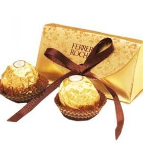 2 Ferrero Rocher in Gift box
