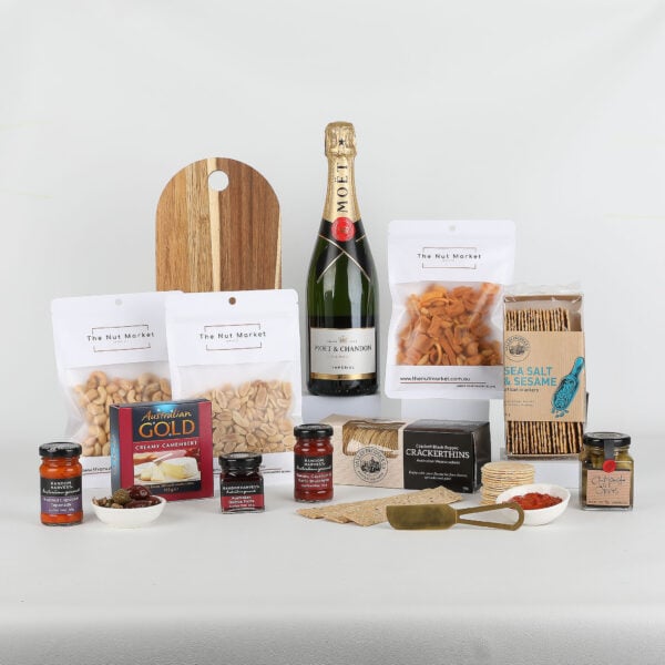 Moet & Cheese Platter Hamper